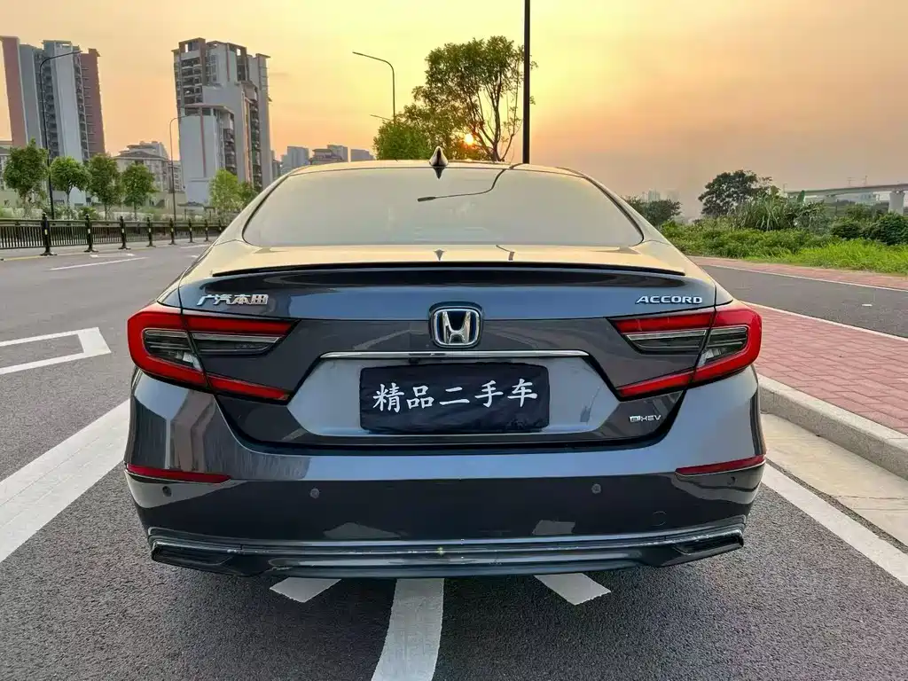 Honda Accord — фото 5