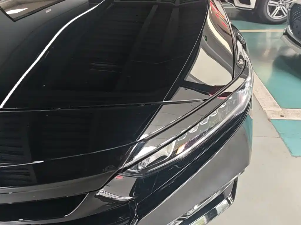 Honda Accord — фото 23