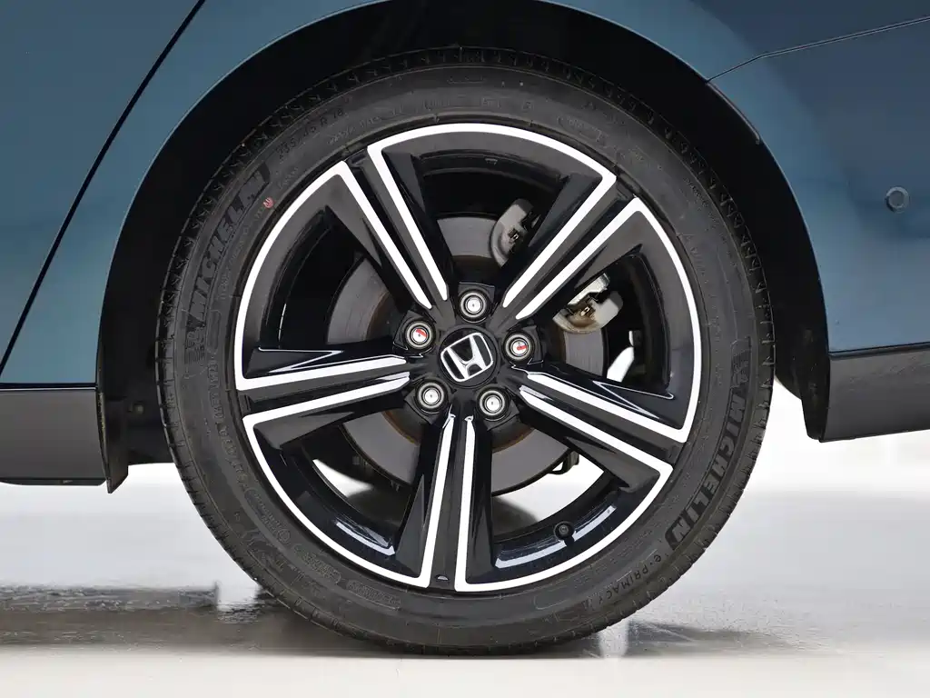 Honda Accord New Energy — фото 23