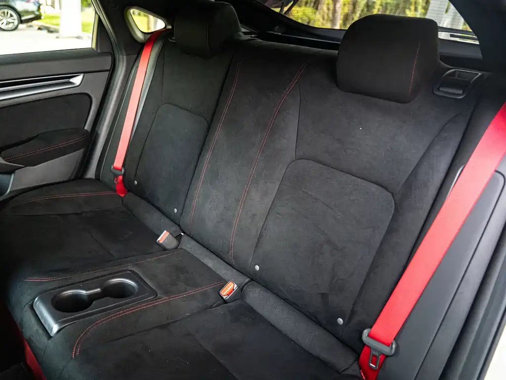 Honda Civic (Import) — фото 19