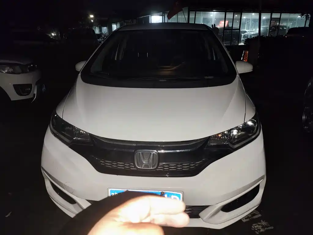 Honda Fit — фото 4