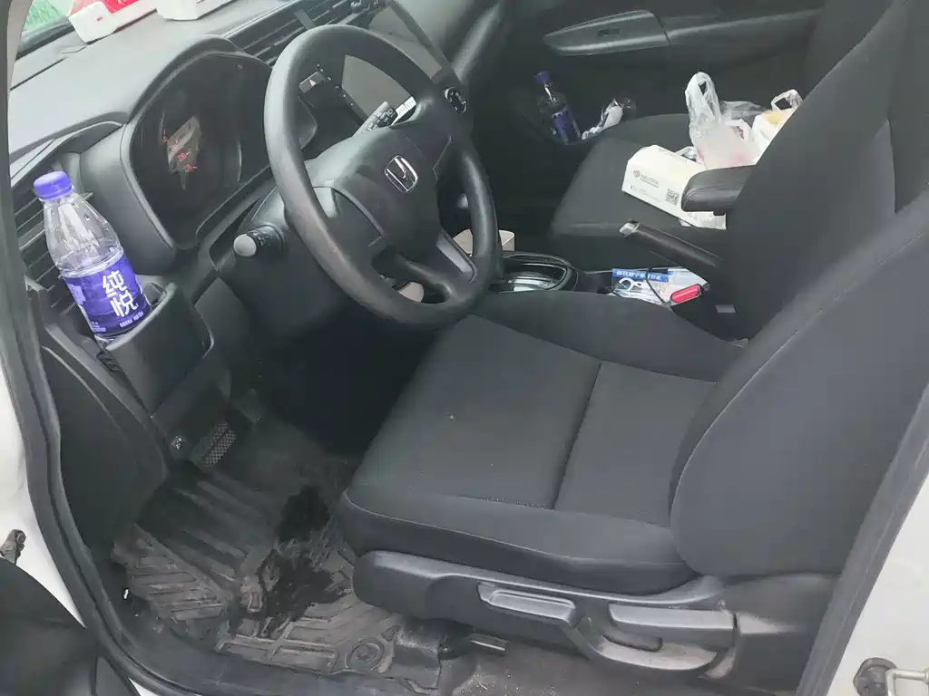 Honda Fit — фото 5