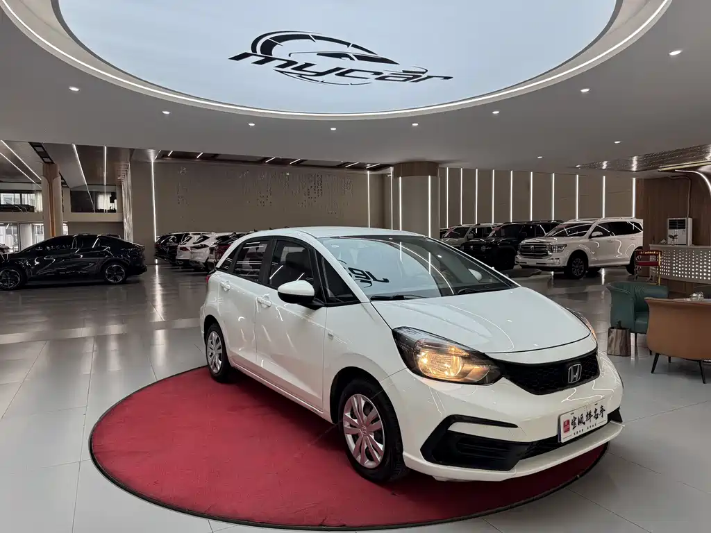 Honda Fit — фото 3