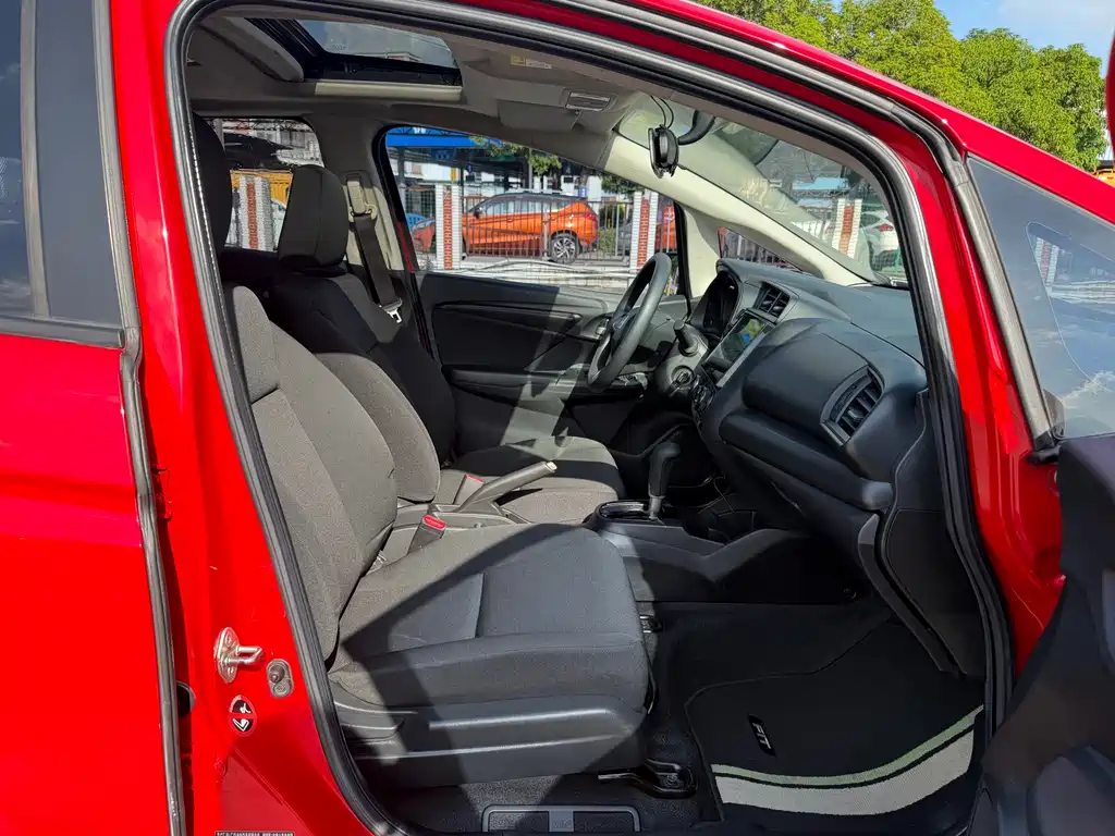 Honda Fit — фото 18