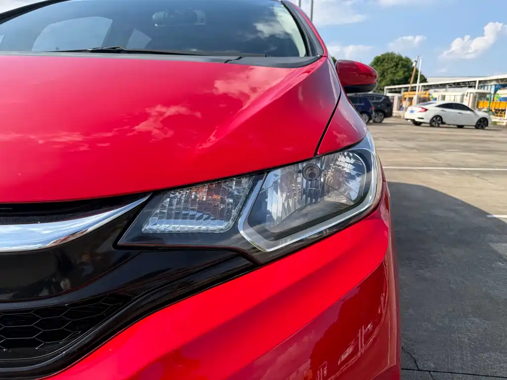 Honda Fit — фото 4