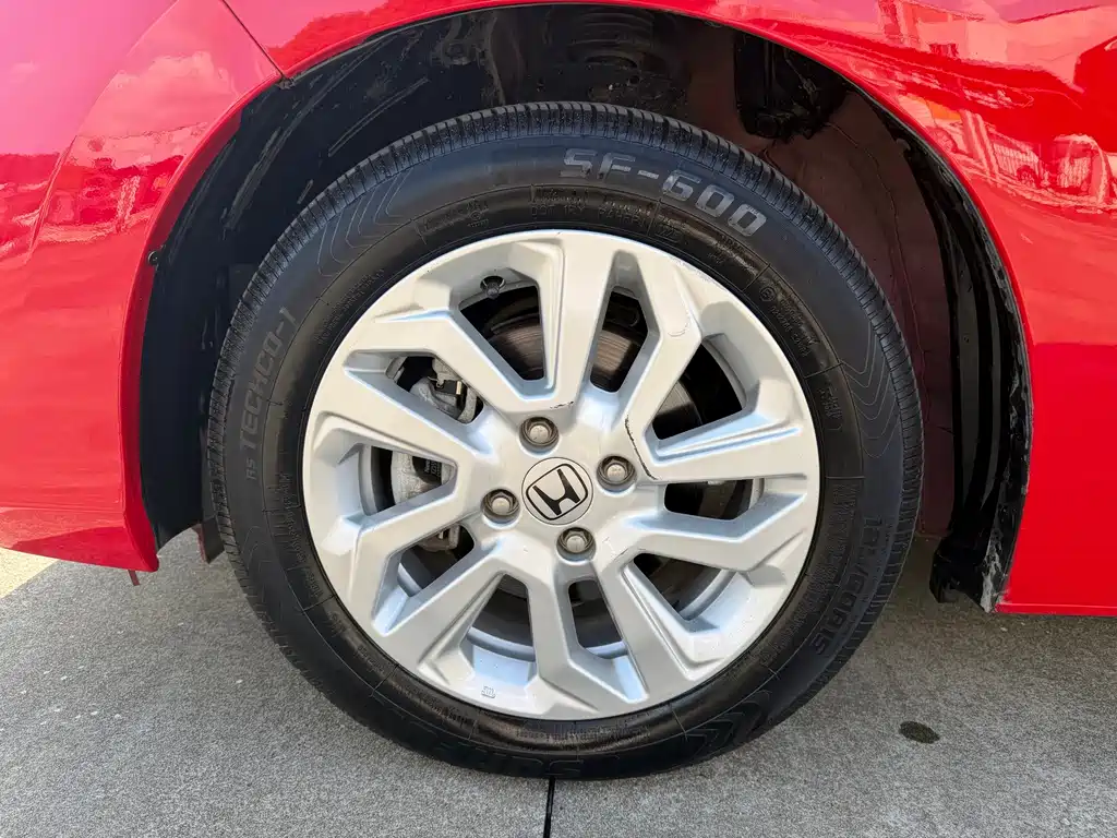 Honda Fit — фото 5