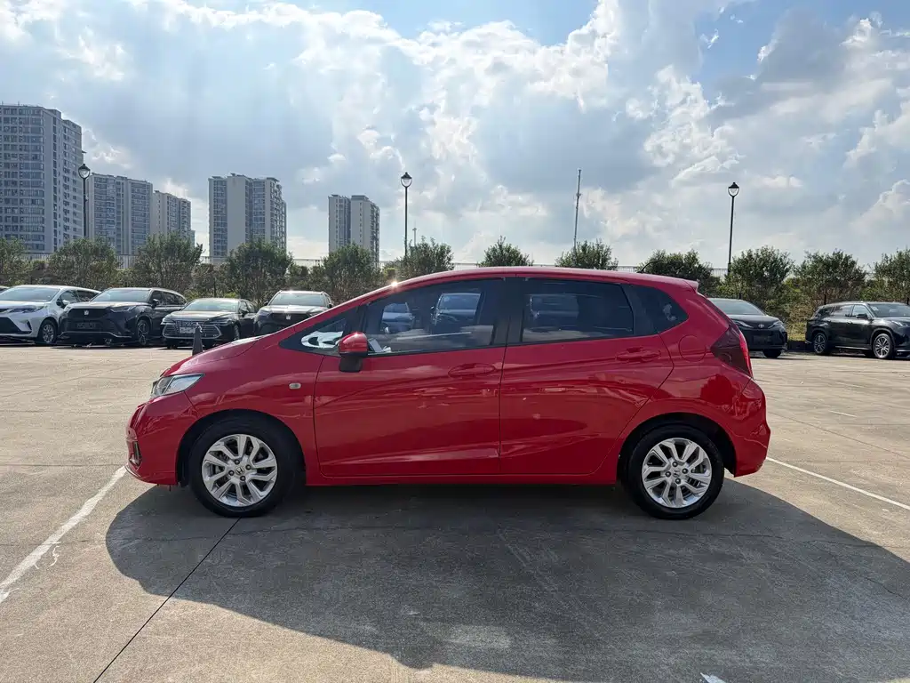 Honda Fit — фото 6