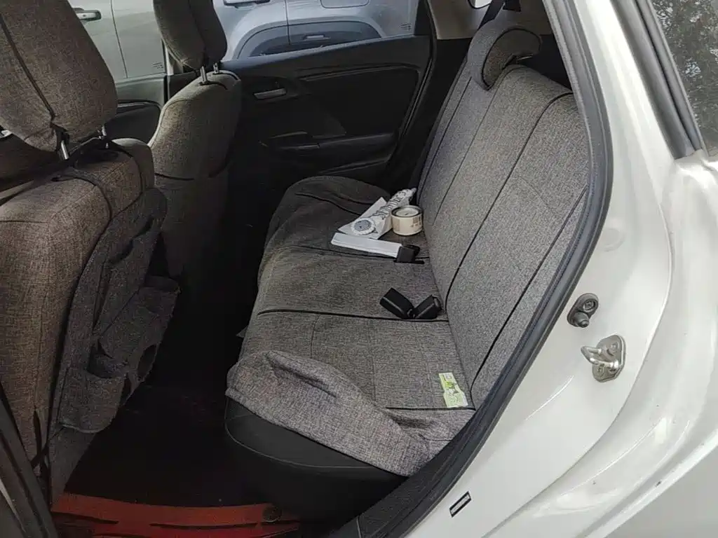 Honda Fit — фото 16