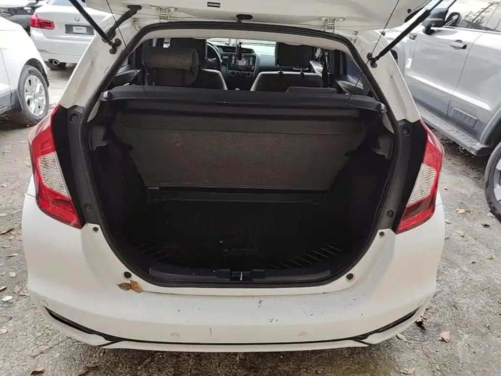 Honda Fit — фото 18