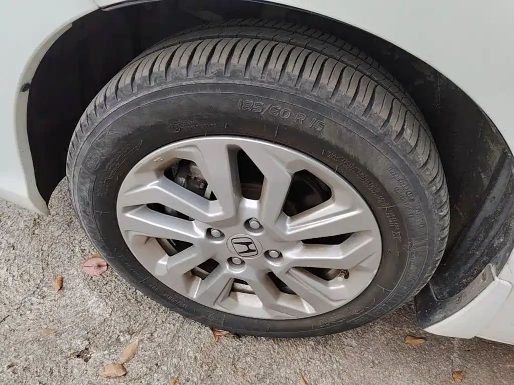 Honda Fit — фото 22