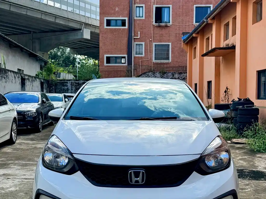 Honda Fit — фото 2