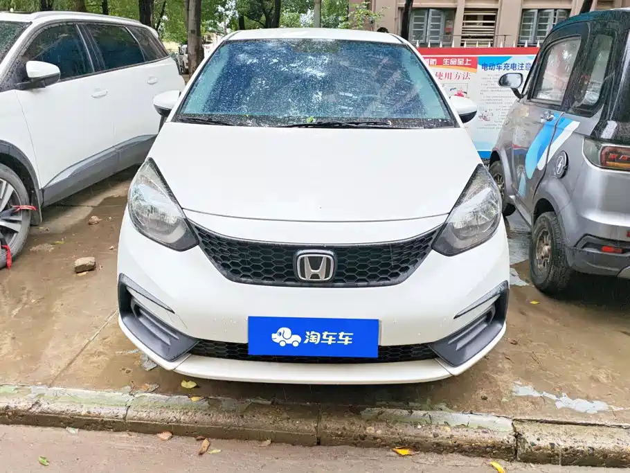 Honda Fit — фото 2