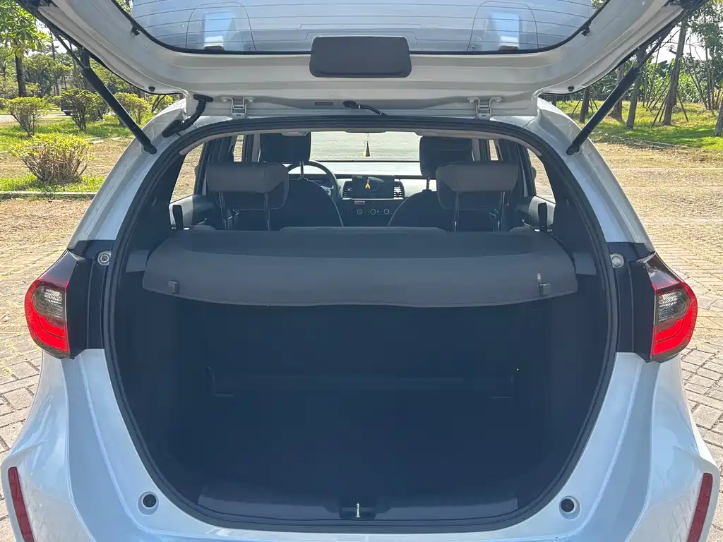 Honda Fit — фото 17