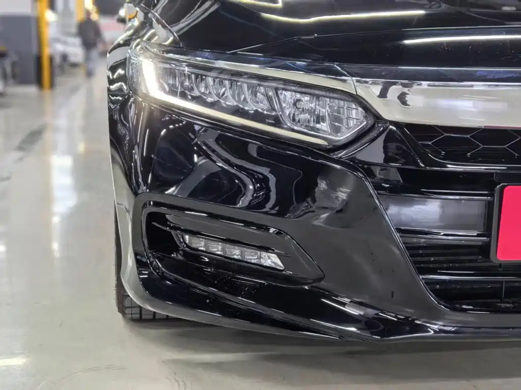 Honda Accord — фото 13