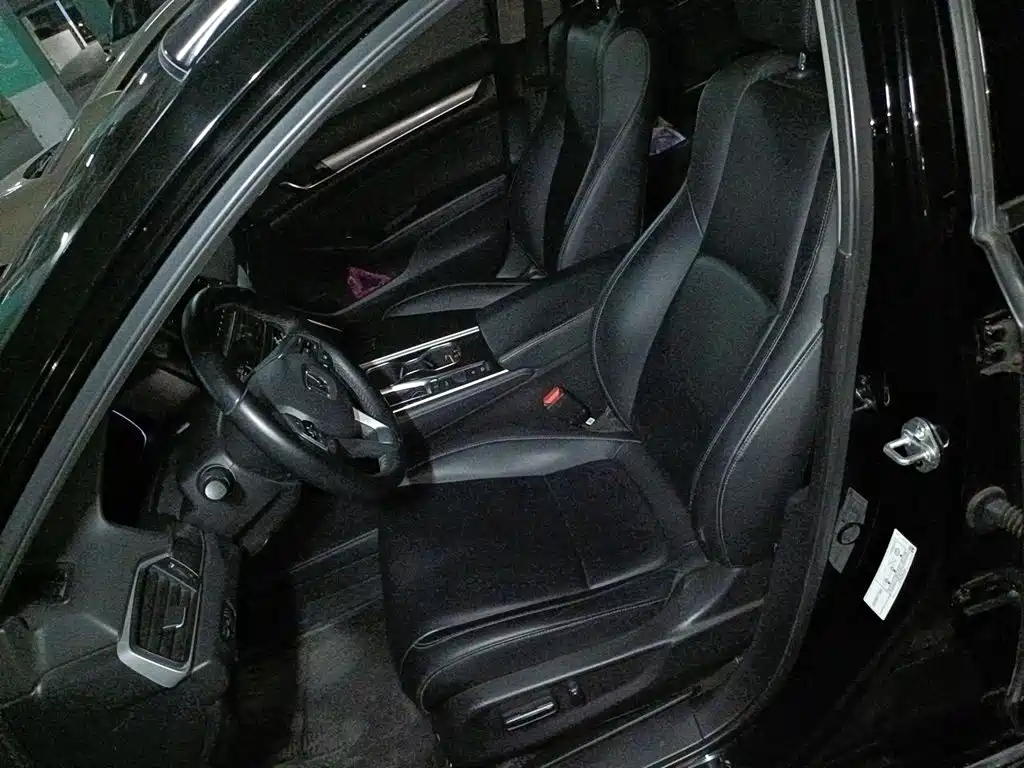 Honda Accord — фото 11