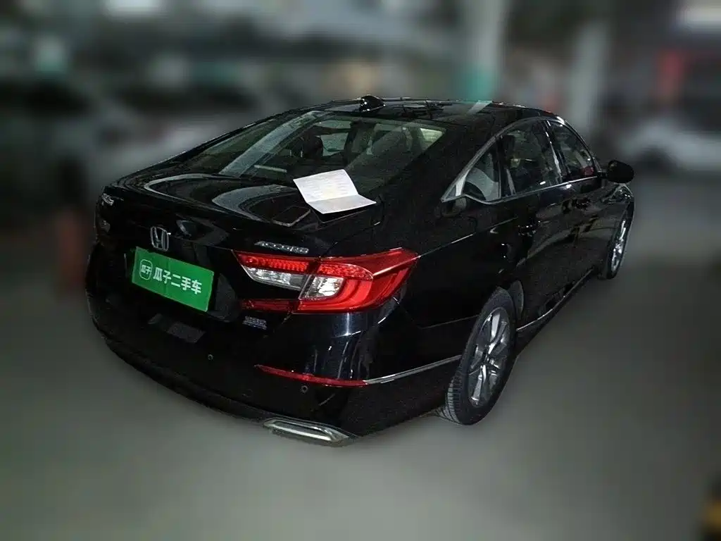 Honda Accord — фото 4