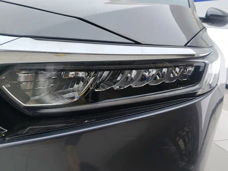 Honda Accord — фото 5