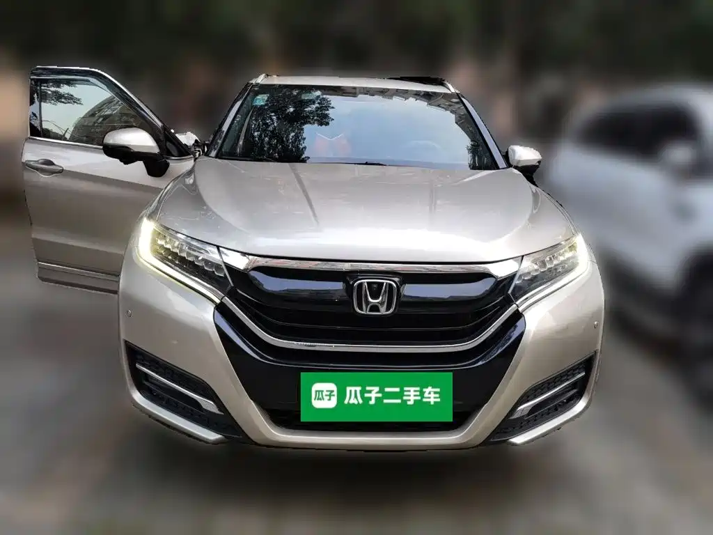 Honda UR-V — фото 22