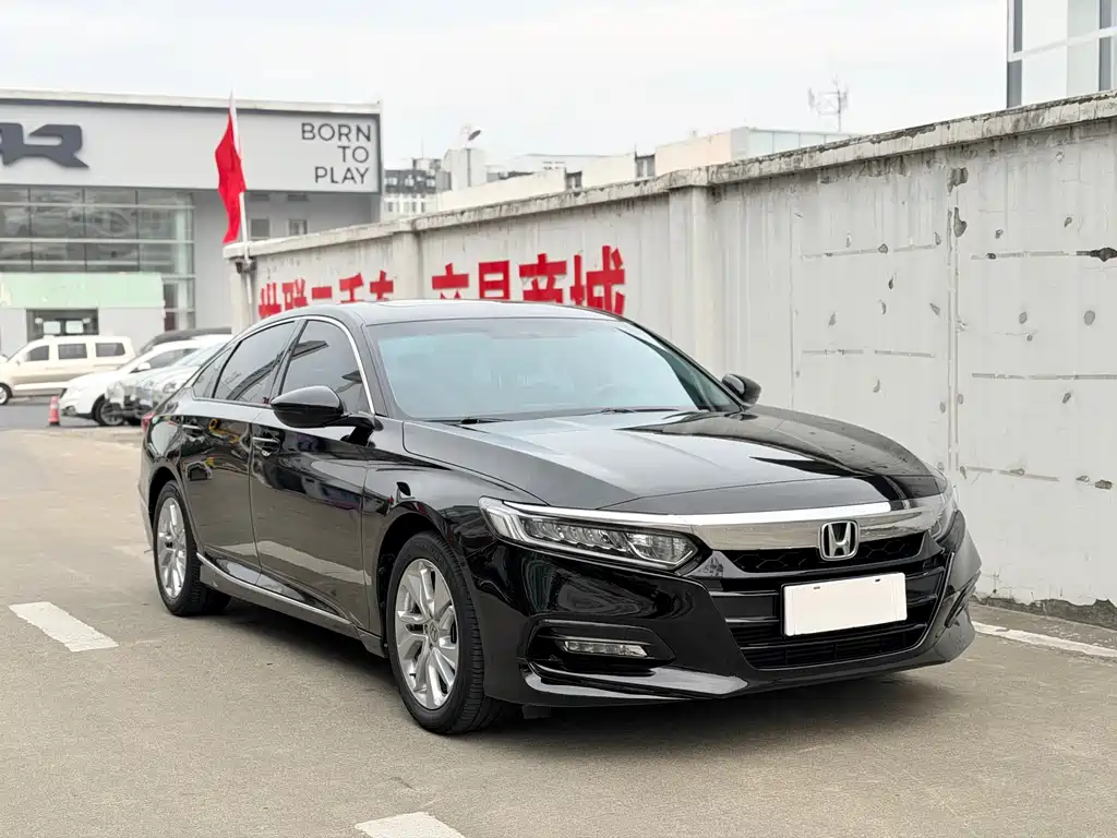 Honda Accord — фото 3