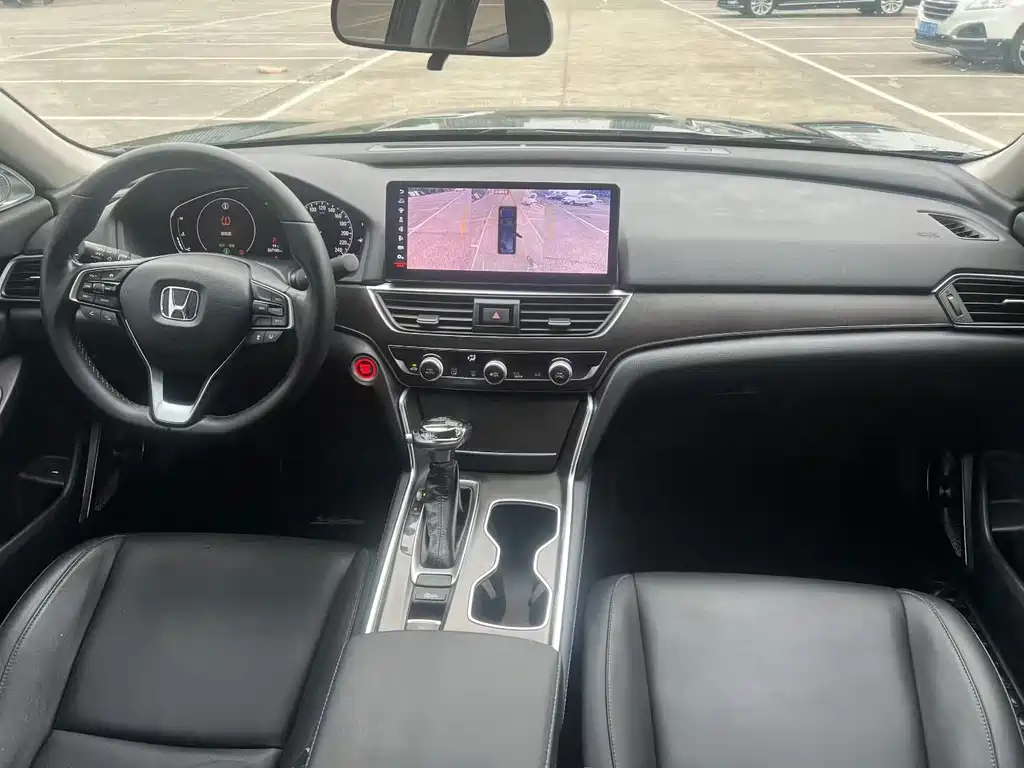 Honda Accord — фото 5