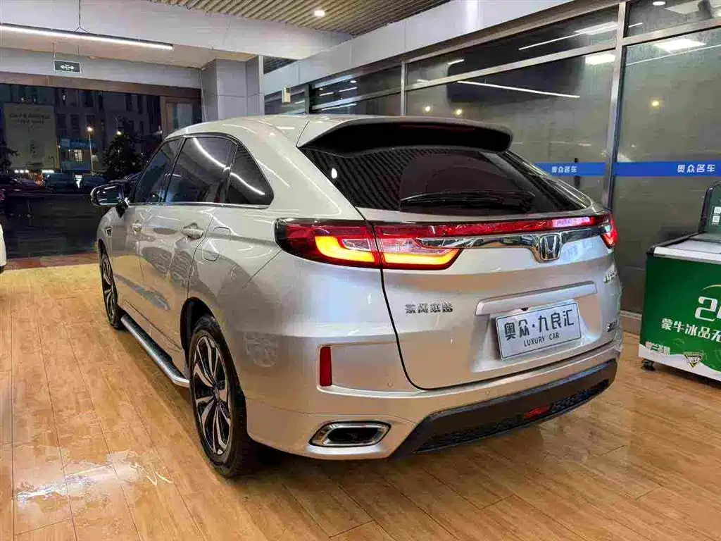 Honda UR-V — фото 9