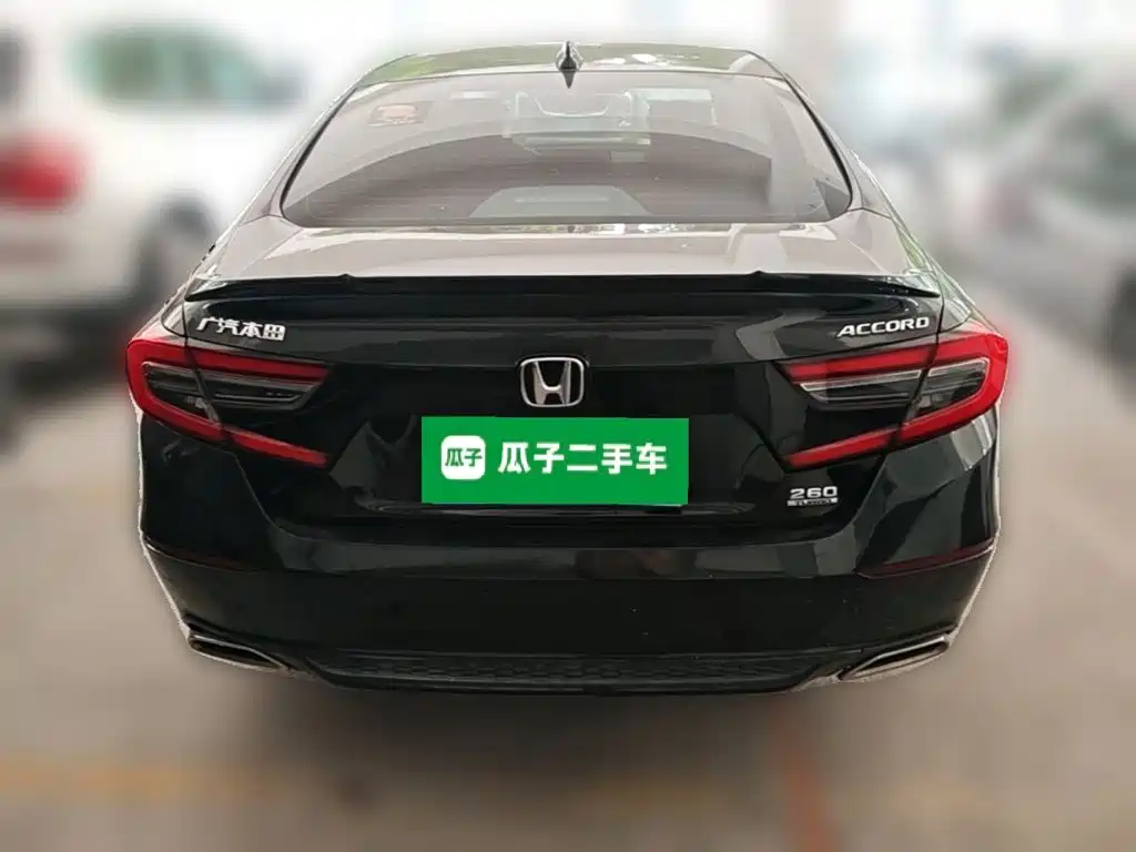 Honda Accord — фото 7