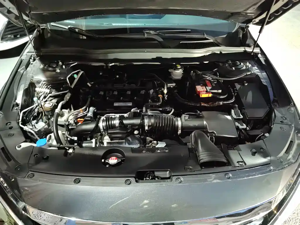 Honda Accord — фото 19