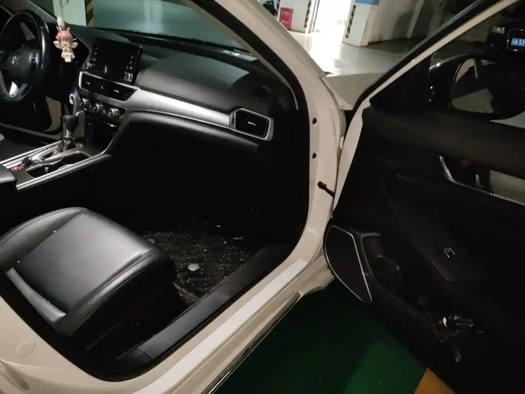 Honda Accord — фото 19