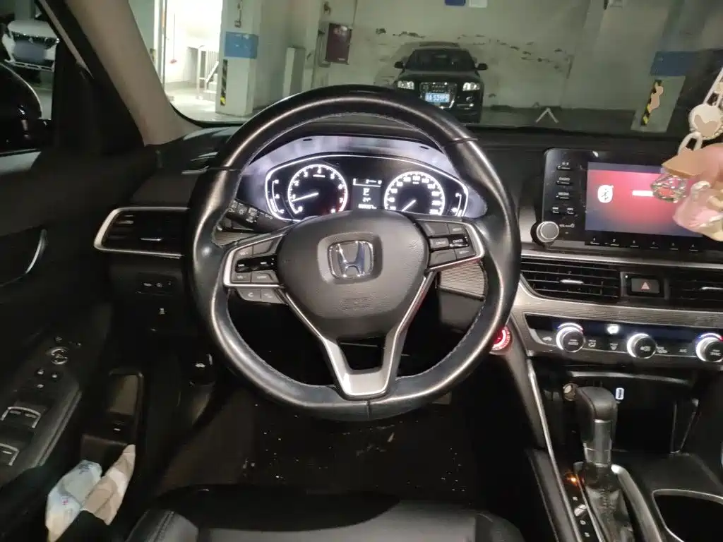 Honda Accord — фото 6