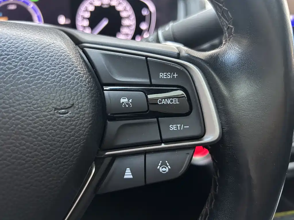 Honda Accord — фото 23