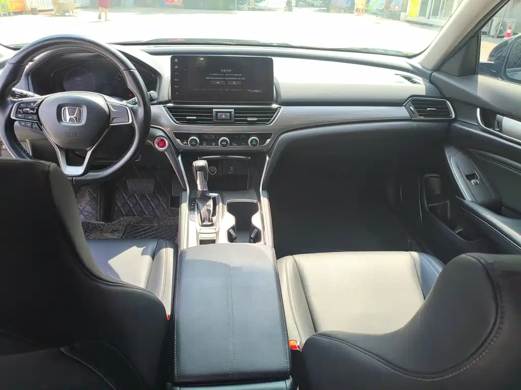 Honda Accord — фото 3