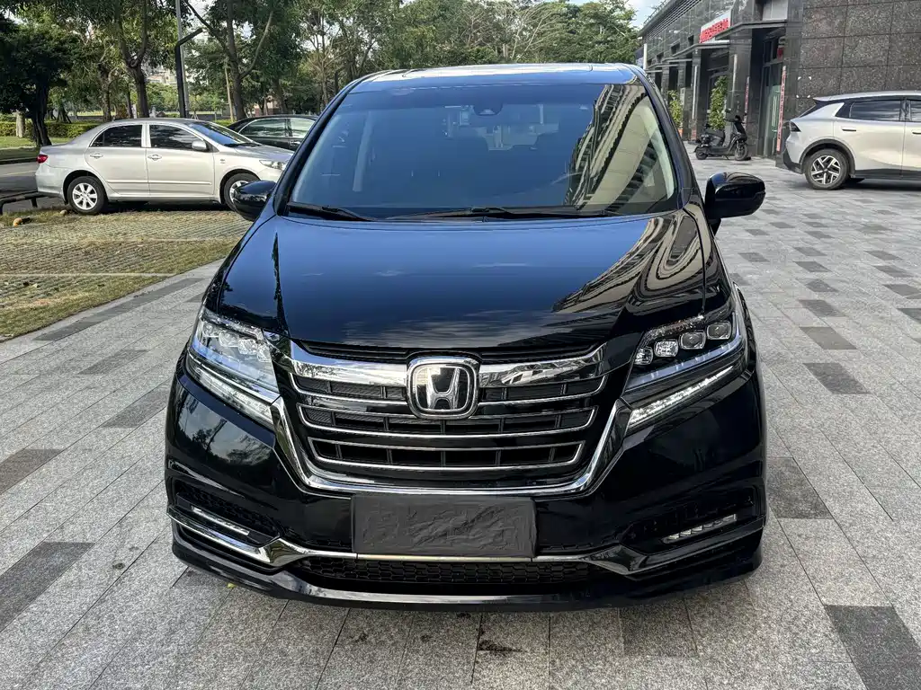 Honda Elysion — фото 2