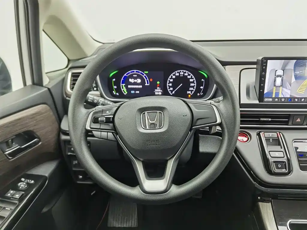 Honda Odyssey — фото 11