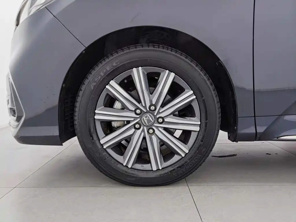 Honda Odyssey — фото 17