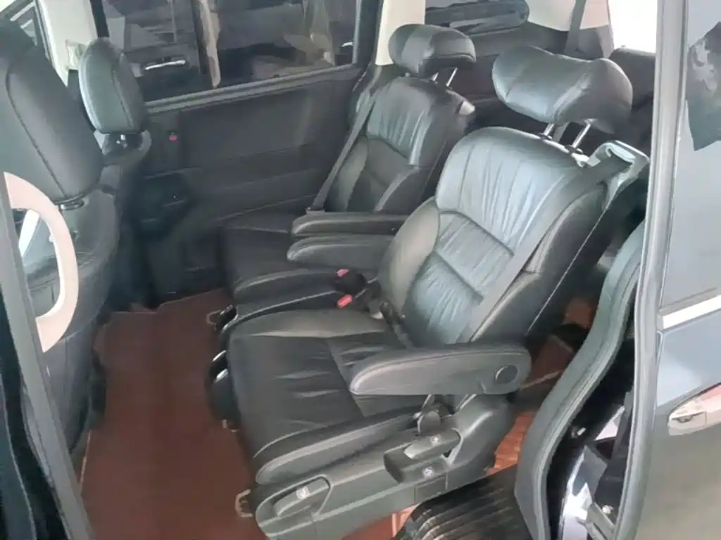Honda Odyssey — фото 16