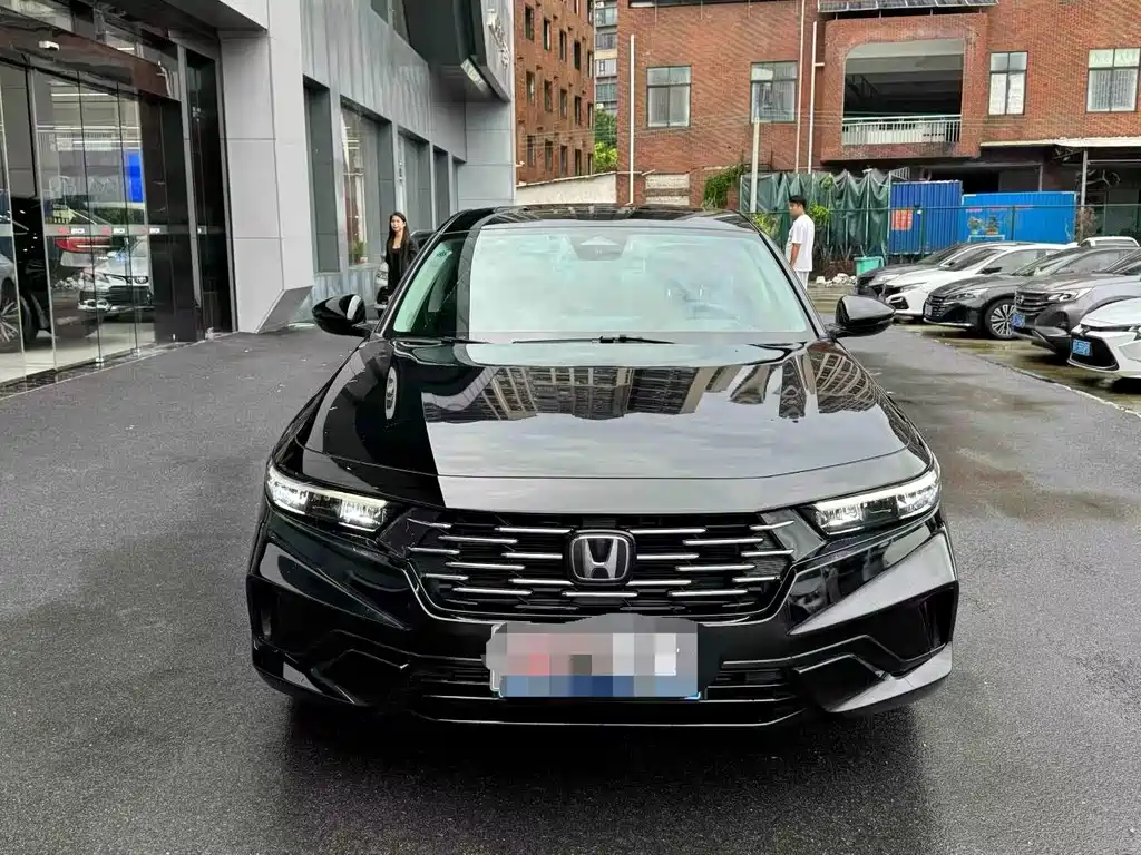Honda Accord — фото 2