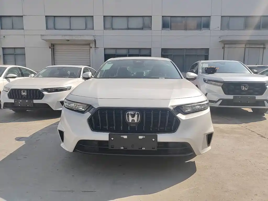 Honda Inspire — фото 2