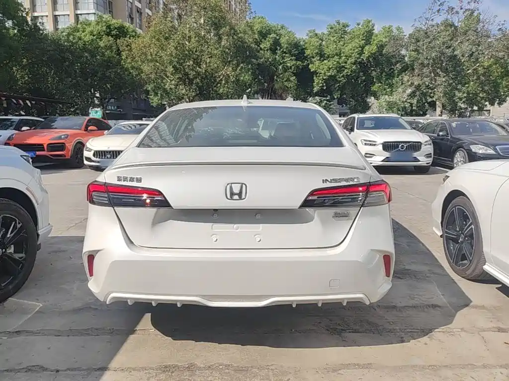 Honda Inspire — фото 5