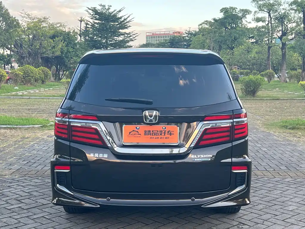 Honda Elysion — фото 20