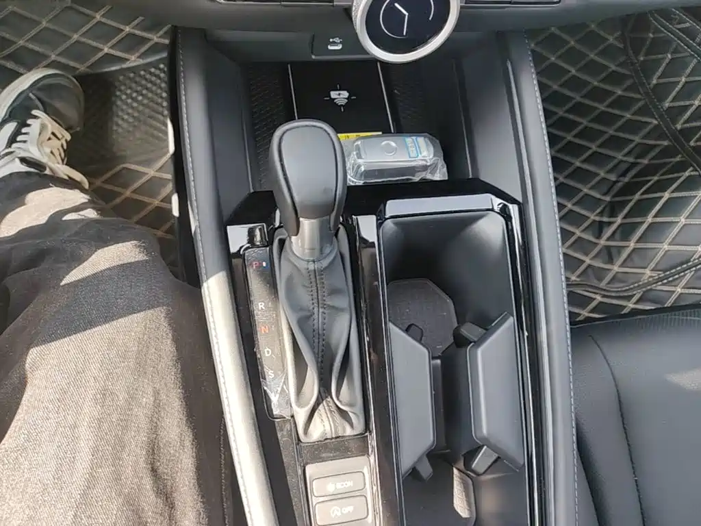 Honda Inspire — фото 13