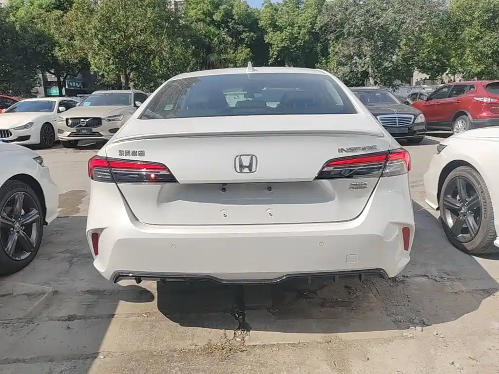 Honda Inspire — фото 5