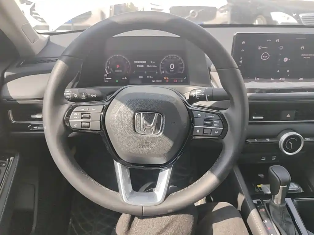 Honda Inspire — фото 10