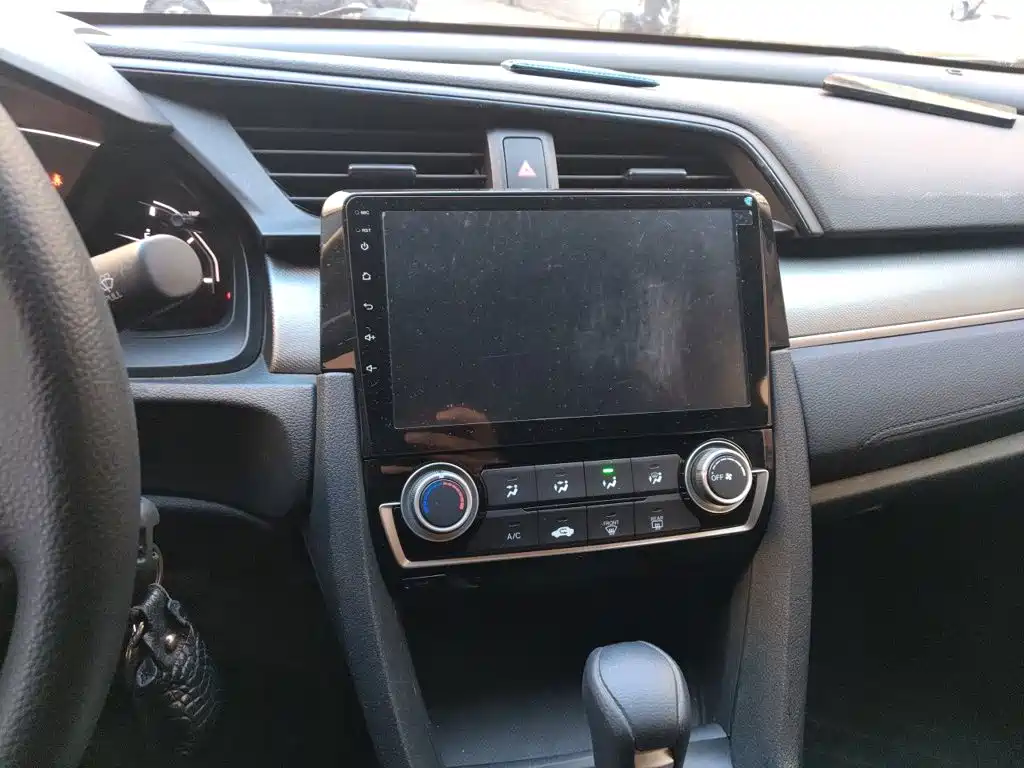 Honda Civic — фото 14