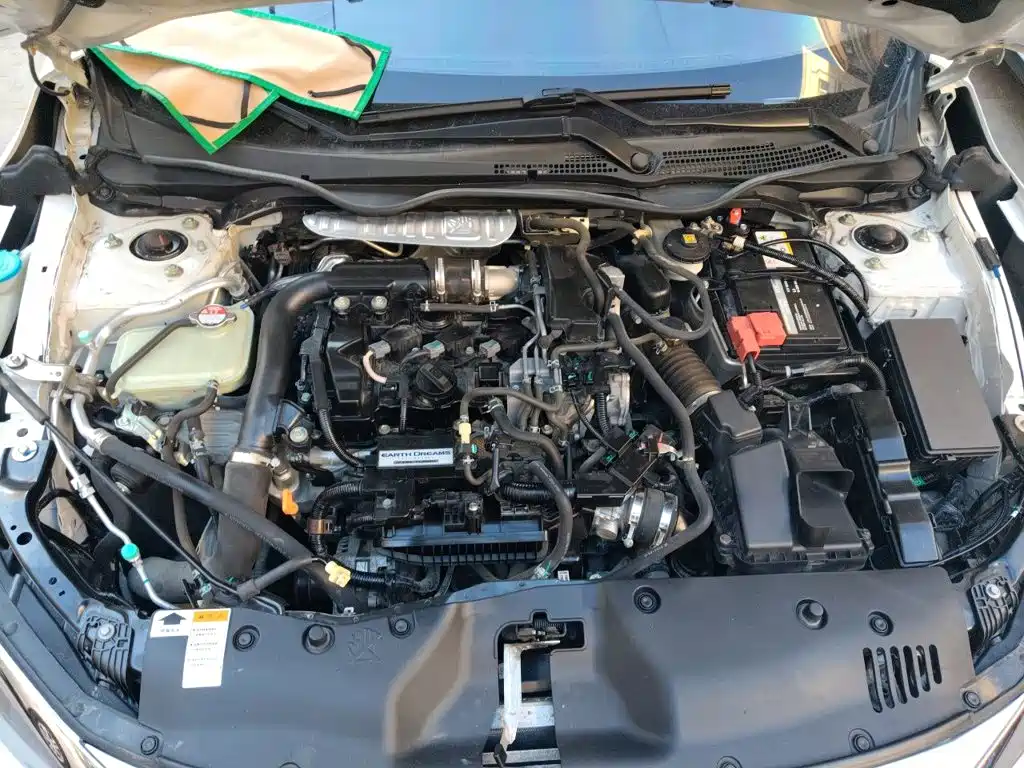 Honda Civic — фото 21