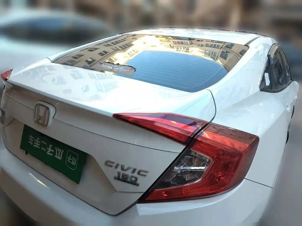 Honda Civic — фото 5