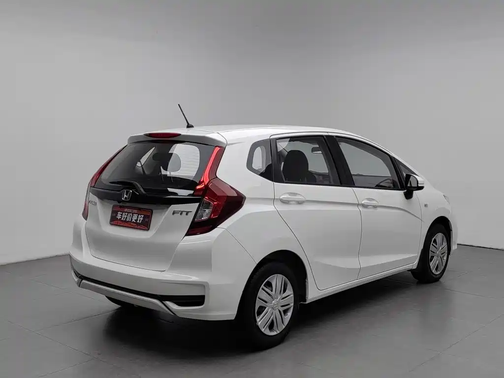 Honda Fit — фото 2