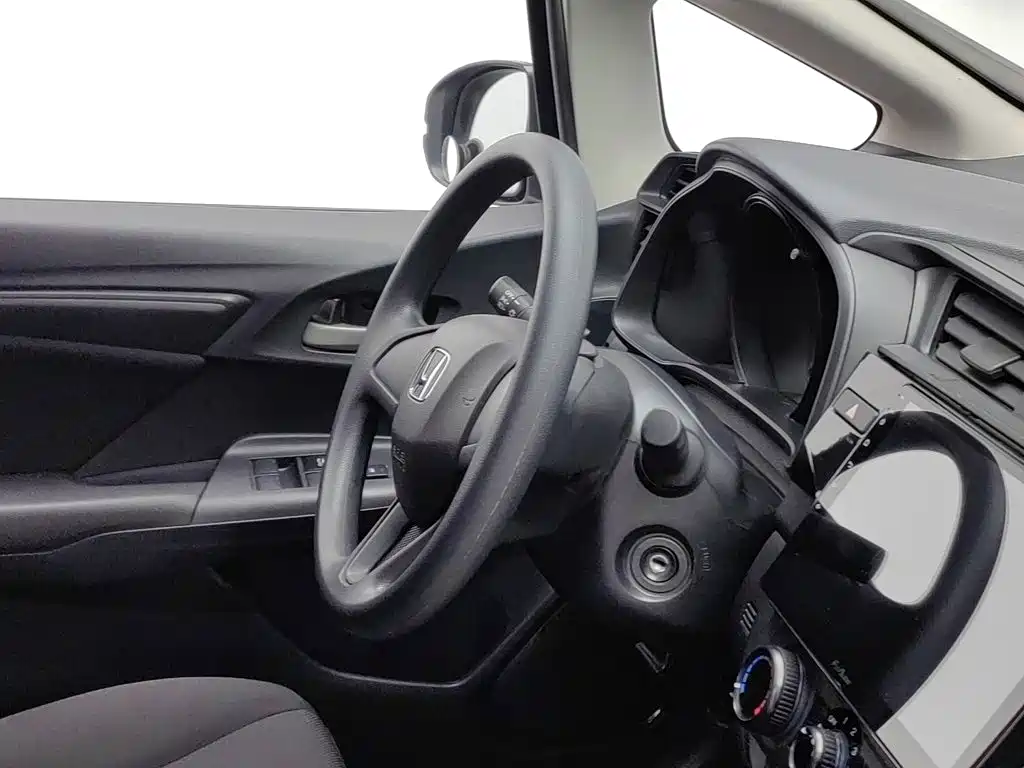 Honda Fit — фото 22
