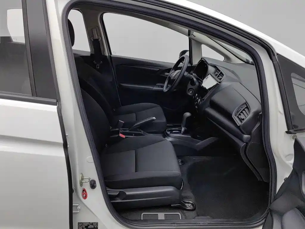 Honda Fit — фото 23