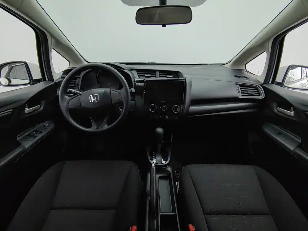 Honda Fit — фото 5