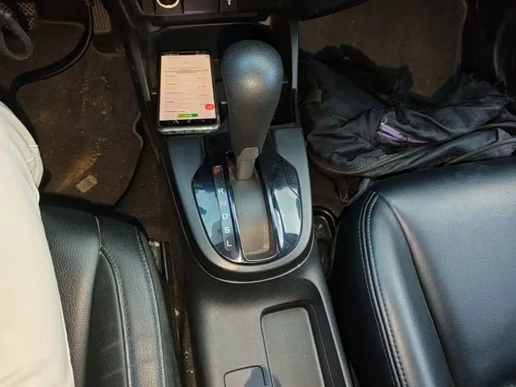 Honda Fit — фото 13